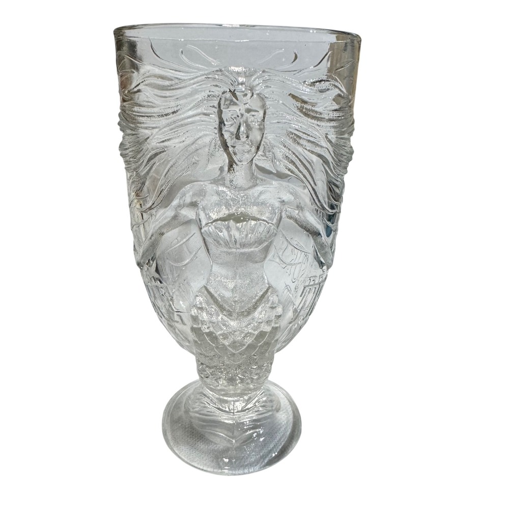 Treasure Island Las Vegas Mermaid Souvenir Goblet Clear Glass‎ 8in